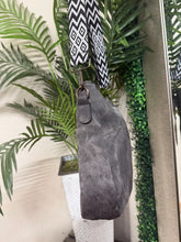 Load image into Gallery viewer, Mineral Wash Shoulder Bag - Black/Charcoal Color