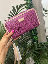 Load image into Gallery viewer, Mena Wristlet Wallet