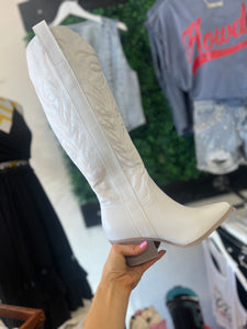Samara White Stitched Boots