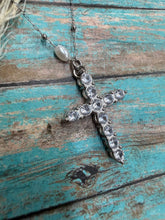 Load image into Gallery viewer, Chan Sutton Remi Cross Necklace - Silver