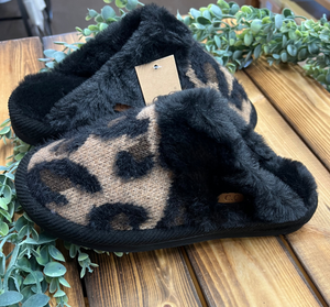 CC Cable Knit Slippers - Leopard