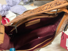 Load image into Gallery viewer, LW Dannia Medium