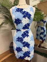 Load image into Gallery viewer, FLORAL CROCHET DRESS