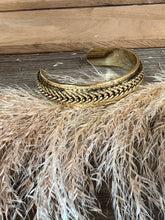 Load image into Gallery viewer, Tova Gold Cuff Bracelet - Gold