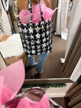 Load image into Gallery viewer, Consuela Grab N Go Basic Tote - Mandi