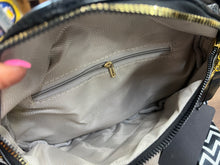 Load image into Gallery viewer, Diamond Stitch Bumbag Crossbody
