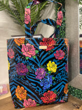 Load image into Gallery viewer, LoLo Grab N Go Basic Tote