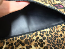 Load image into Gallery viewer, Makeup Junkie - Lady Leopard