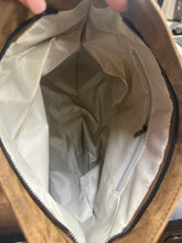 Load image into Gallery viewer, Mineral Wash Shoulder Bag - Mocha