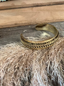Tova Gold Cuff Bracelet - Gold