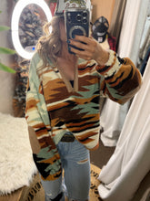 Load image into Gallery viewer, Western Fleece Pullover