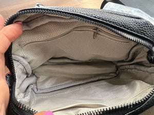 Quilted Front Crossbody - Black