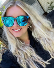 Load image into Gallery viewer, Dax Eyewear - Nyx - Blue Lenses