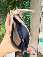 Load image into Gallery viewer, Consuela Pouch - Elodie