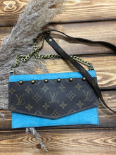 Load image into Gallery viewer, Jordan Lavish Crossbody With Chain - Turquoise Paisley