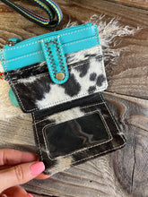 Load image into Gallery viewer, Wild Flowers Western Card Holder - TURQUOISE