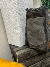 Load image into Gallery viewer, Pueblo Horizon Tote Bag