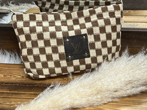 Medium Checkered Makeup Travel Bag