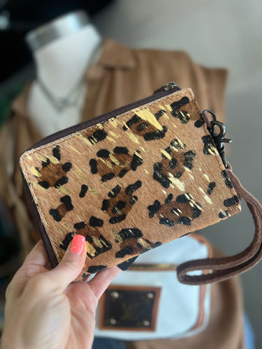 Leopard HOH Wristlet/Card Holder