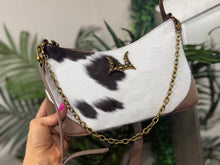 Load image into Gallery viewer, Montana Shoulder Bag