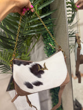 Load image into Gallery viewer, Montana Shoulder Bag