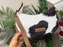 Load image into Gallery viewer, Montana Shoulder Bag
