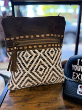 Load image into Gallery viewer, Sand Weaver Crossbody