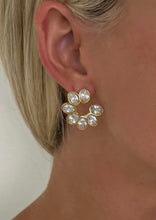 Load image into Gallery viewer, Chan Sutton - Serena Earrings - Gold