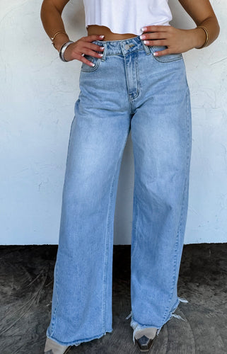 Quincy Wide Leg Jeans - Light Wash