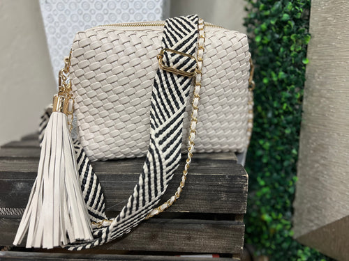 ROXANA CLASSIC WEAVE CROSSBODY - CREAM
