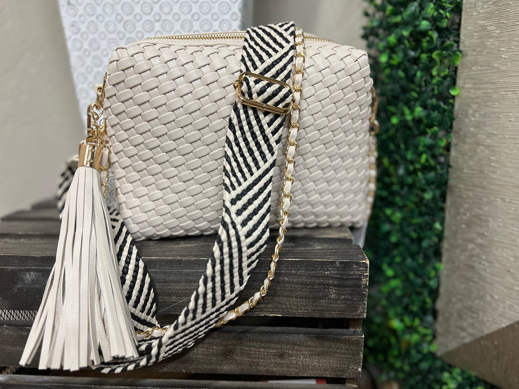 ROXANA CLASSIC WEAVE CROSSBODY - CREAM
