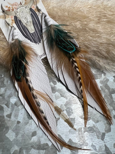 Kalispell White Fringe Feather Earrings