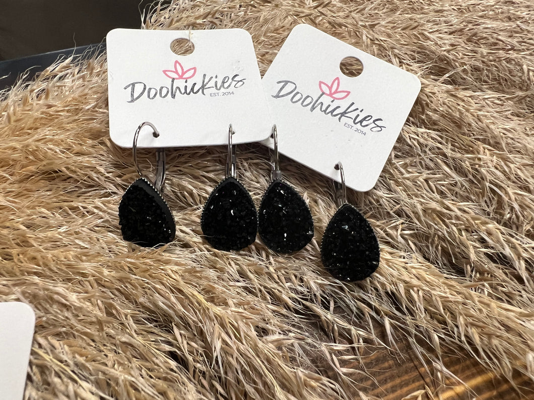Texas Druzy Dangle Earrings - Black
