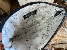 Load image into Gallery viewer, Eye of the Goddess Crossbody