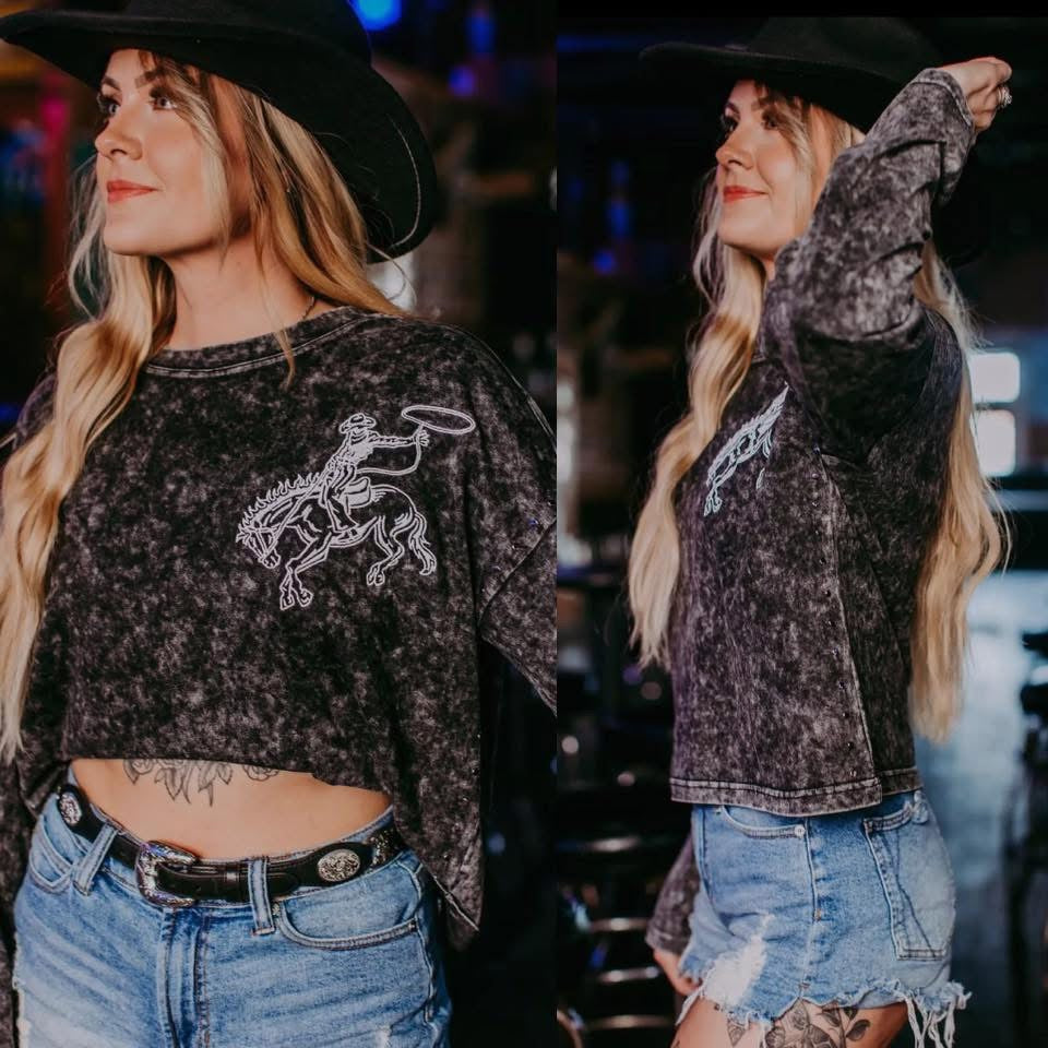 Acid Wash Crop - Embroidered Detail