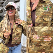 Load image into Gallery viewer, Hunting Season Camo Jacket