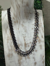 Load image into Gallery viewer, TREYVON NECKLACE IN GUNMETAL / CLEAR