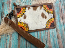 Load image into Gallery viewer, Hewn Western Card Holder