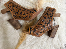 Load image into Gallery viewer, Daltons Ridge Western Heel