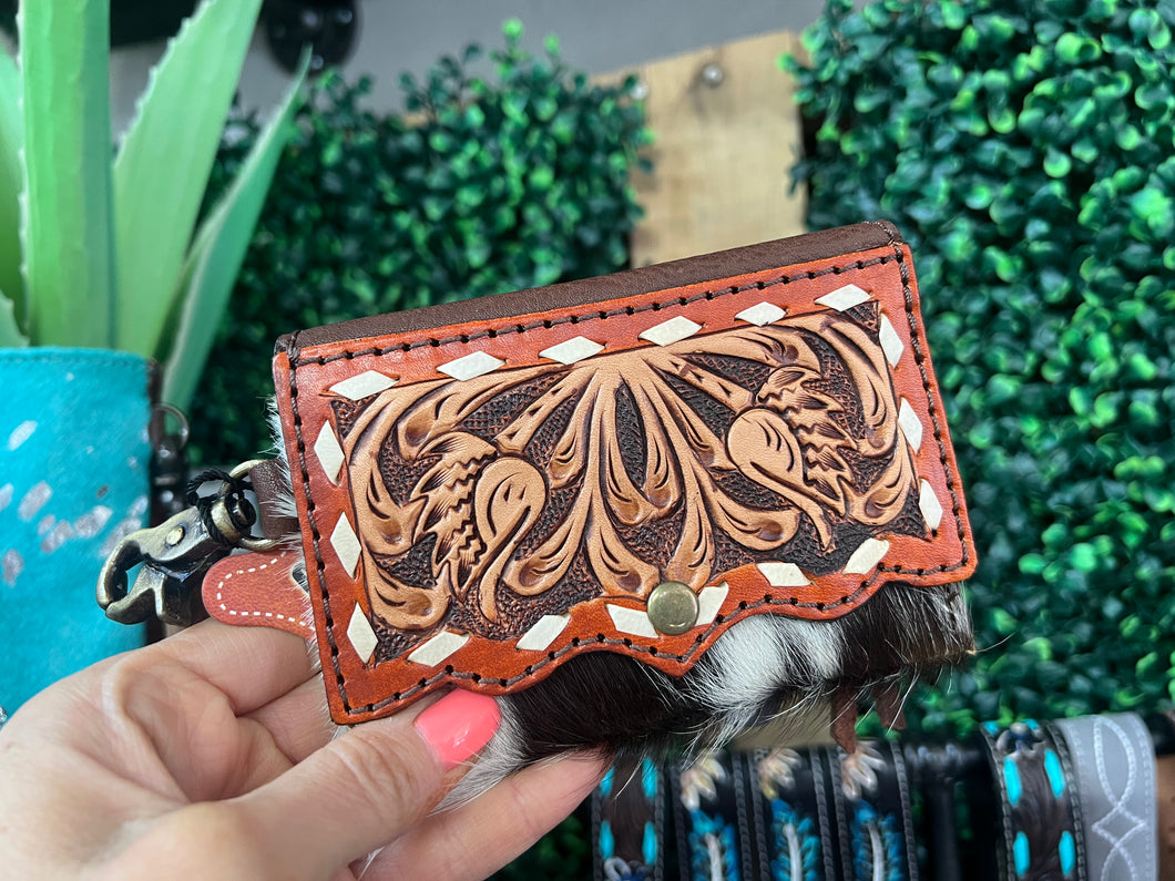 CARD HOLDER WITH KEYCHAIN