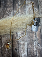 Load image into Gallery viewer, Tova Edith Pendant Necklace