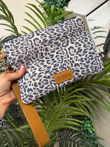 Sable Trail Wristlet & Pouch