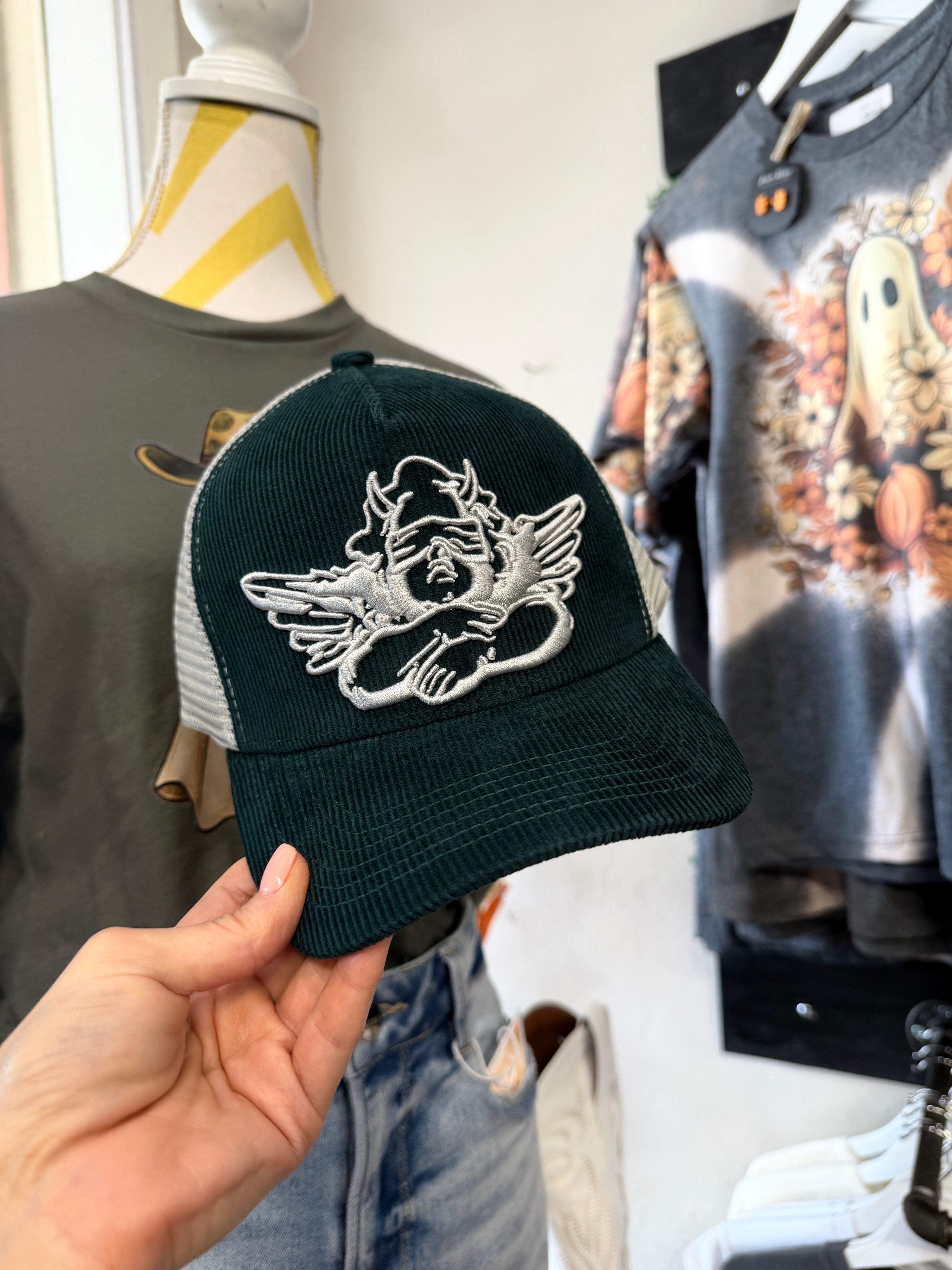 Boys Lie Go Birds Trucker Hat s-l1200.jpg main image 3