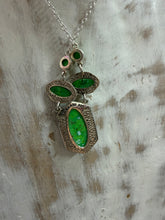 Load image into Gallery viewer, Shielded Lime Turquoise Necklace