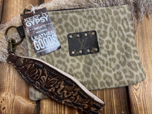 Load image into Gallery viewer, Keep it Gypsy Wristlet