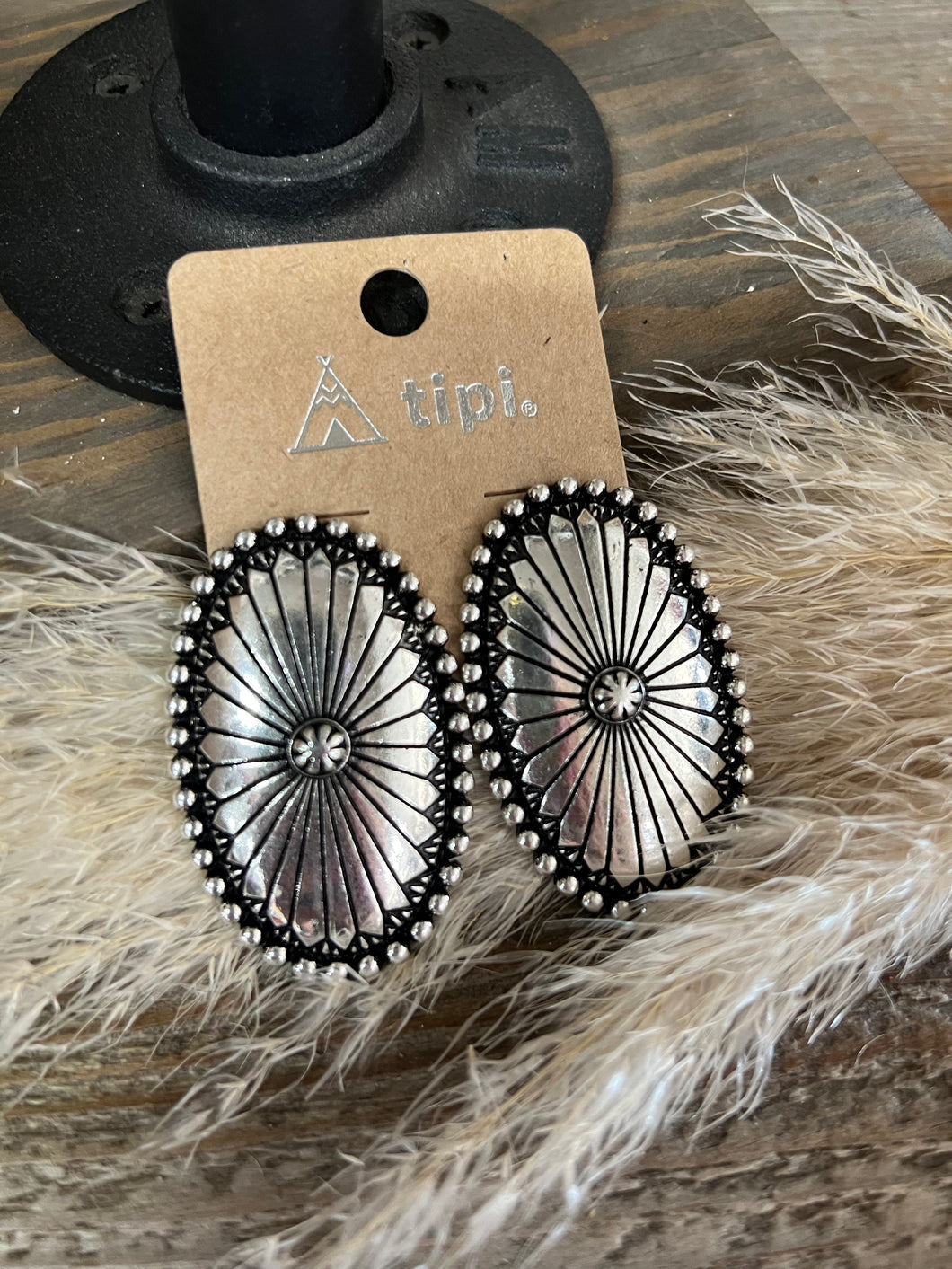 Sunray Oval Concho Earrings - Silver