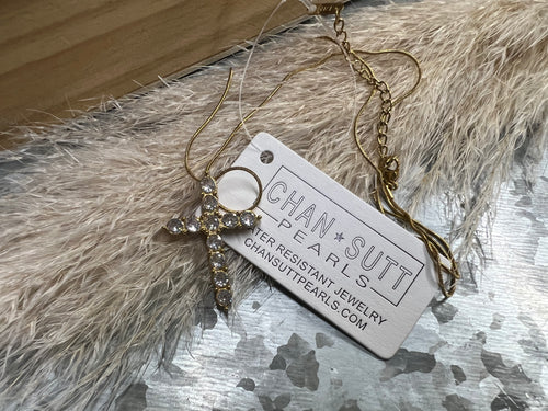Chan*Sutt Clear Stone Cross Necklace