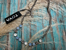 Load image into Gallery viewer, Tova Mini Oakland in Antique Silver - Cloudelle