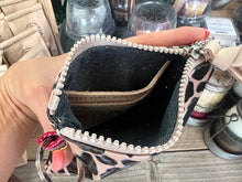 Load image into Gallery viewer, Blue Jag Pouch