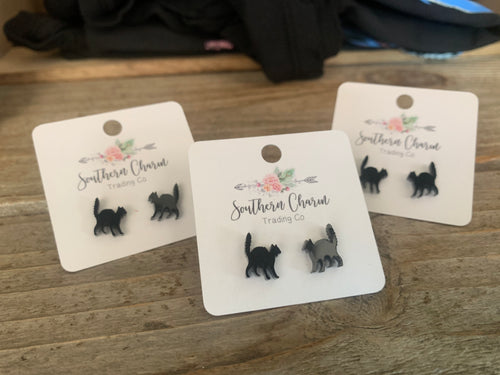 Scaredy Cat Black Earrings